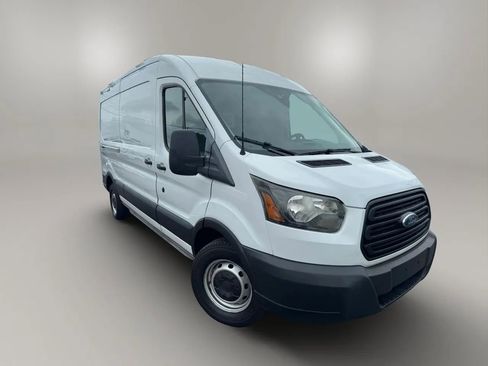 Used 2019 Ford Transit 250 148 Medium Roof RWD image 2