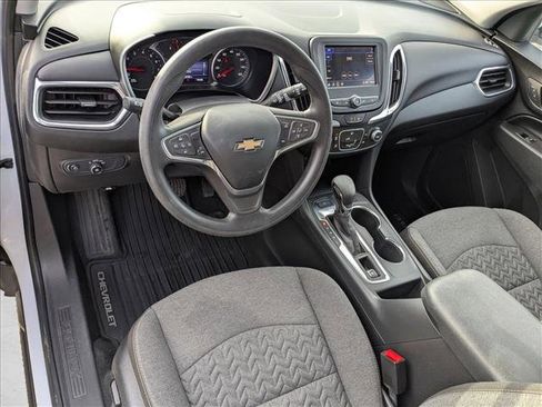 Used 2022 Chevrolet Equinox LT image 10