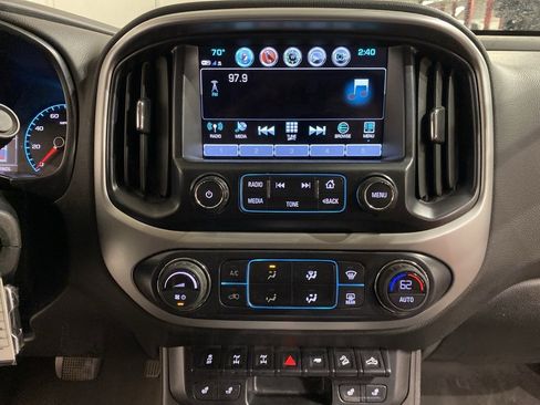 Used 2018 Chevrolet Colorado ZR2 image 17