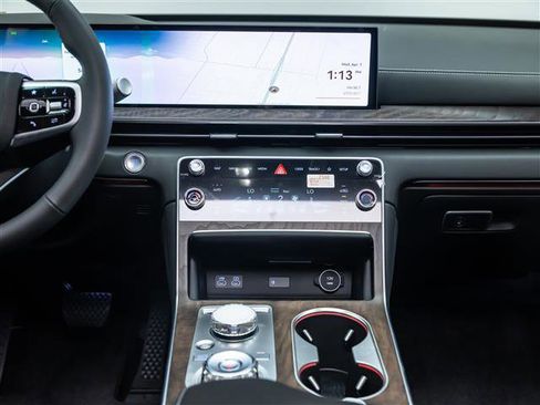 New 2026 Genesis GV80 2.5T Select image 26