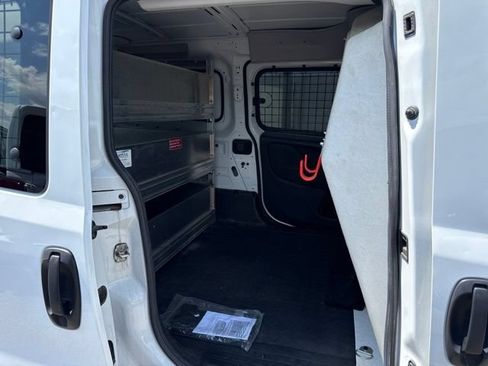 Used 2022 RAM ProMaster City Tradesman w/ Window Group 05 FWD image 11