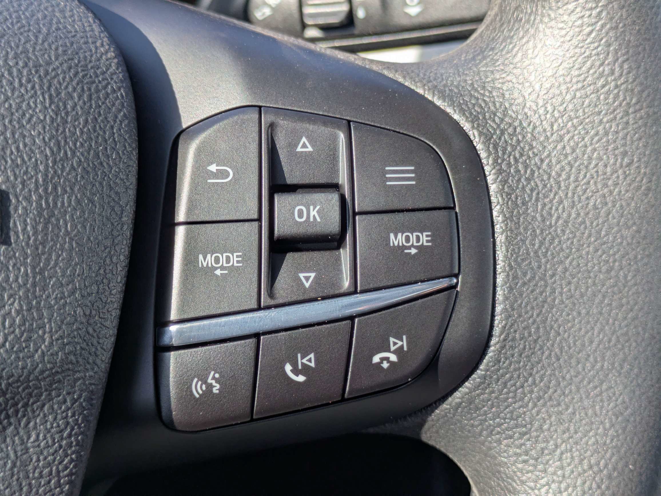 New 2026 Ford Maverick XLT FWD image 24