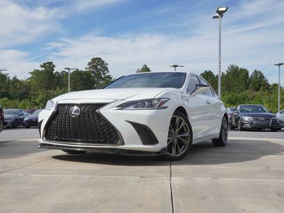 Used 2020 Lexus ES 350 F Sport w/ Accessory Package 2