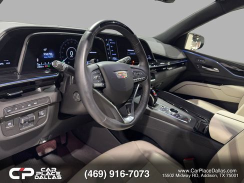 Used 2024 Cadillac Escalade Sport w/ LPO, Floor Liner Package AWD/4WD image 21