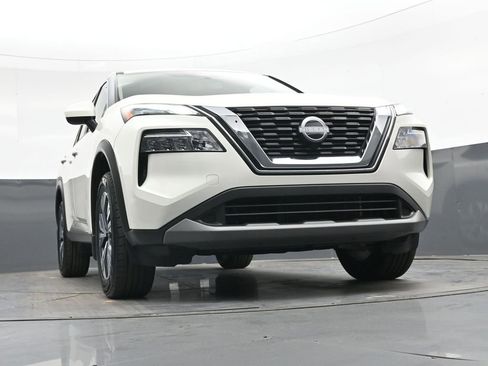 Used 2023 Nissan Rogue SV FWD image 46