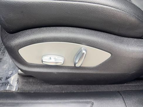 Used 2022 Porsche Macan image 28