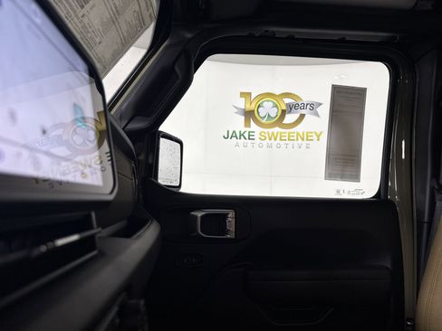 New 2026 Jeep Gladiator Willys image 28