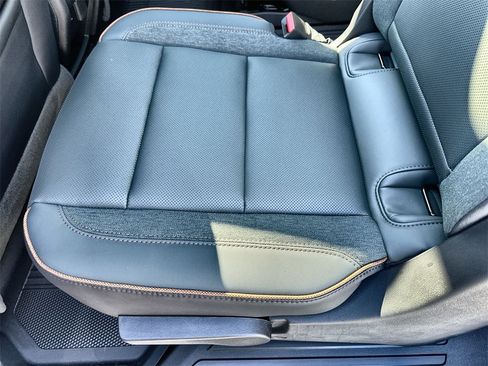 New 2026 GMC Acadia AT4 w/ Luxury Package image 17