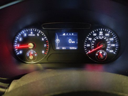 Used 2018 Kia Sorento FWD image 23