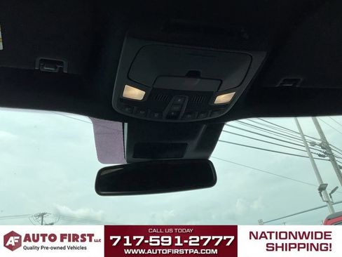 Used 2019 Ford Expedition Limited w/ Equipment Group 303A AWD/4WD image 28