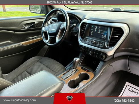 Used 2019 GMC Acadia SLE AWD/4WD image 17