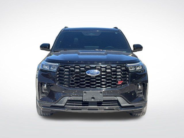 Used 2025 Ford Explorer ST AWD/4WD image 10
