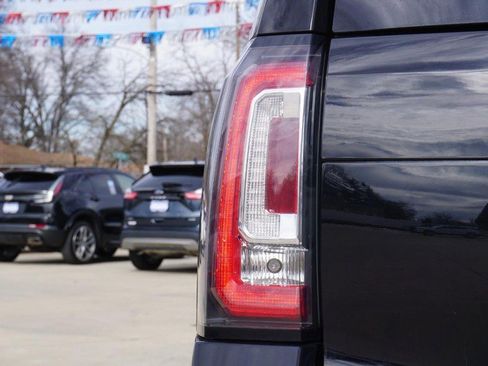Used 2020 GMC Yukon XL SLT image 19