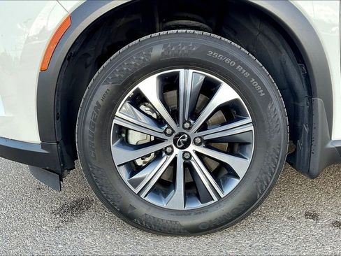 Used 2025 INFINITI QX60 Pure AWD/4WD image 9