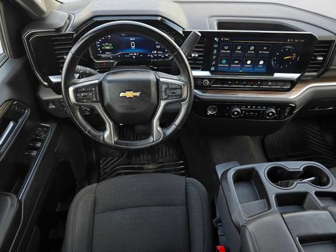 Used 2024 Chevrolet Silverado 1500 LT AWD/4WD image 13