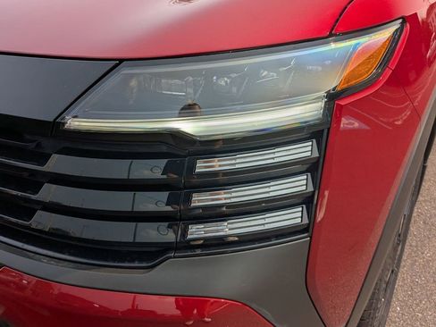 New 2025 Nissan Kicks SV w/ SV Premium Package image 7