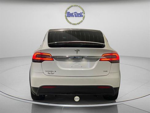 Used 2017 Tesla Model X 75D AWD/4WD image 4