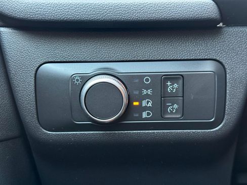 Used 2022 Ford Escape S AWD/4WD image 16