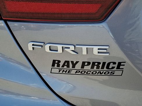 Used 2023 Kia Forte GT-Line FWD image 31