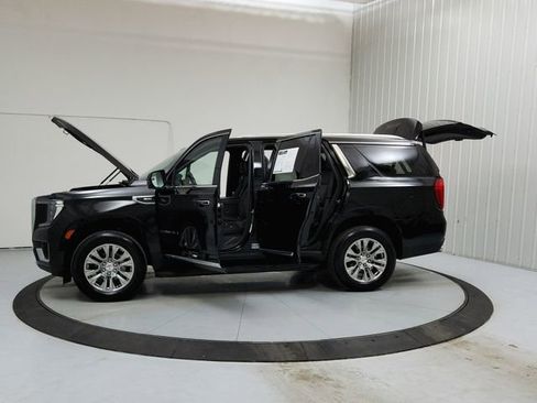 Used 2024 GMC Yukon Denali RWD image 12
