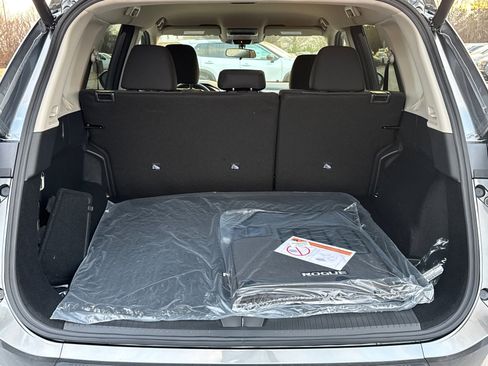 New 2026 Nissan Rogue SV image 18