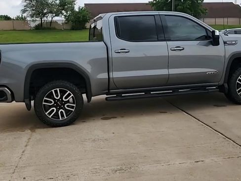Used 2019 GMC Sierra 1500 AT4 w/ AT4 Premium Package AWD/4WD image 9