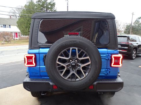 New 2025 Jeep Wrangler Unlimited Sahara w/ Safety Group image 4