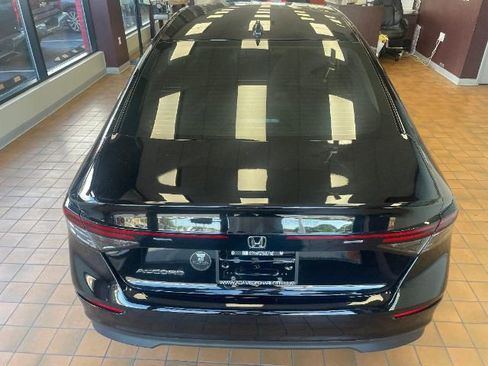 Used 2024 Honda Accord LX image 9