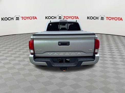 Used 2023 Toyota Tacoma SR AWD/4WD image 7