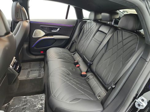 Used 2022 Mercedes-Benz EQS 580 4MATIC Sedan image 13