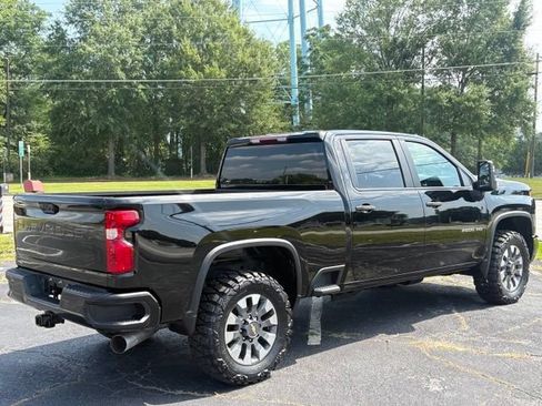 Used 2024 Chevrolet Silverado 2500 Custom w/ Custom Value Package AWD/4WD image 10