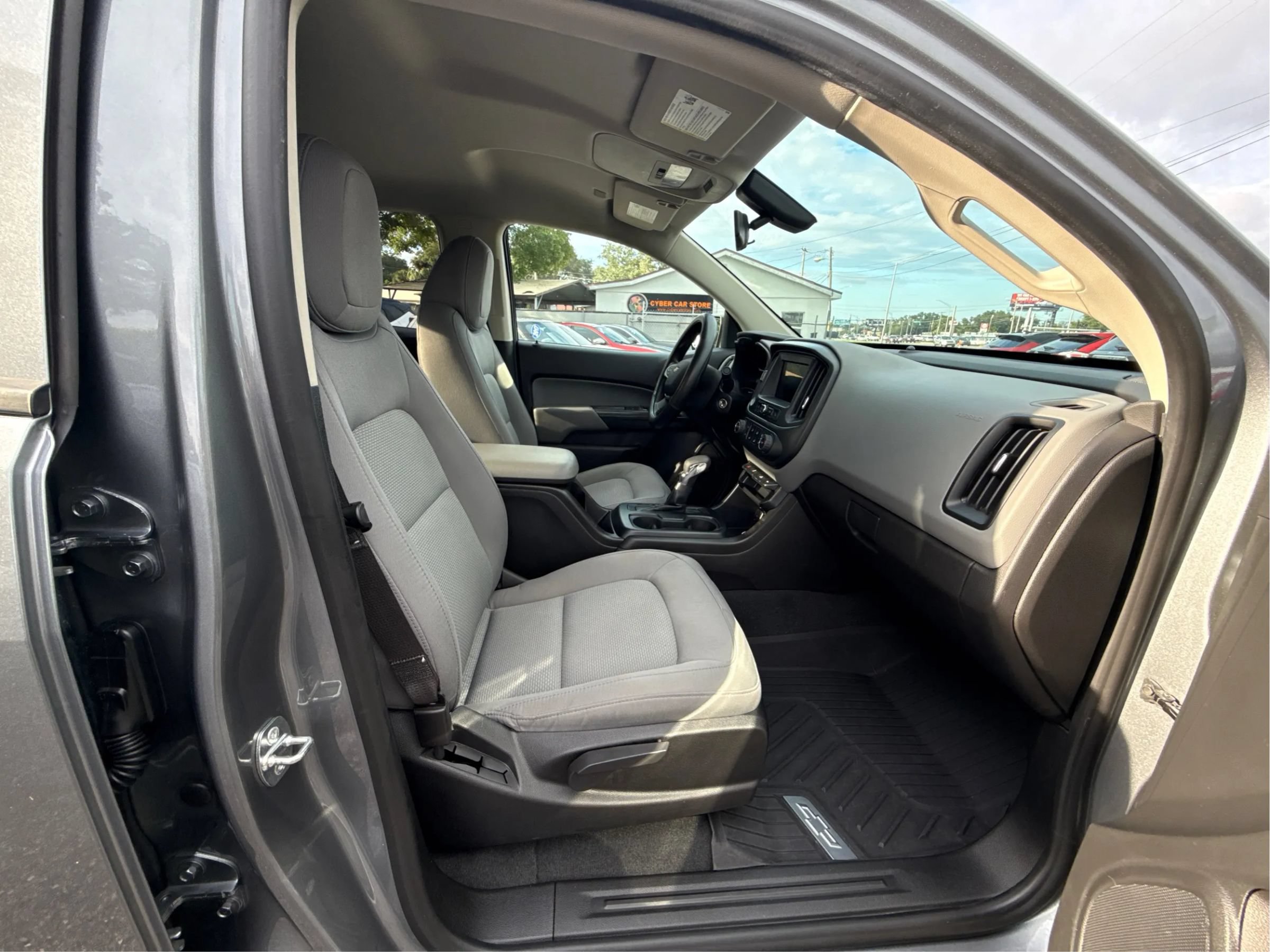 Used 2022 Chevrolet Colorado W/T w/ WT Convenience Package RWD image 23