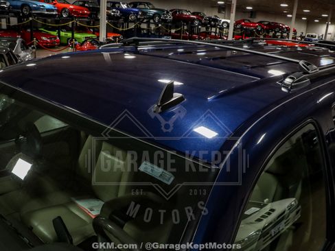 Used 2012 Chevrolet Suburban LT image 27