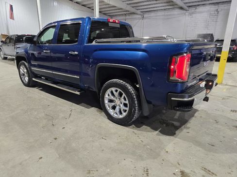 Used 2018 GMC Sierra 1500 SLT w/ SLT Premium Package AWD/4WD image 8