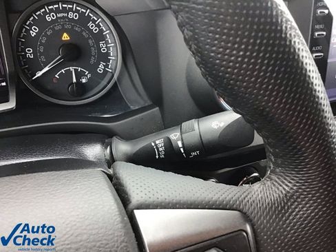 Used 2023 Toyota Tacoma TRD Off-Road w/ Advanced Technology Package image 30