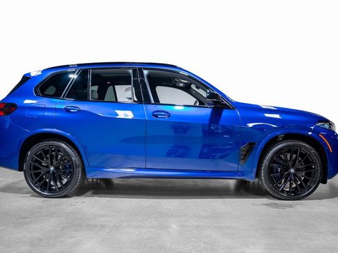 Used 2025 BMW X5 M60i w/ Climate Comfort Package image 21