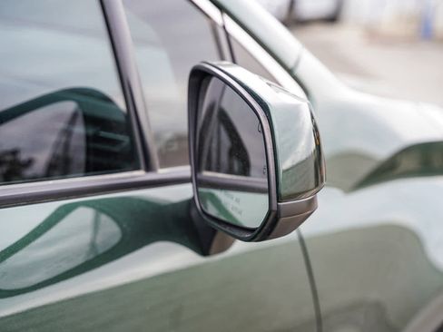 Used 2021 Toyota Sienna XLE w/ XLE Plus Package image 10