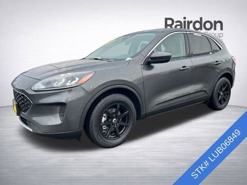 Used 2020 Ford Escape SE image 3
