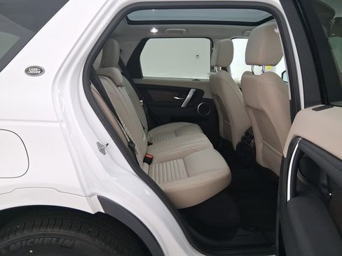 New 2025 Land Rover Discovery Sport S image 34