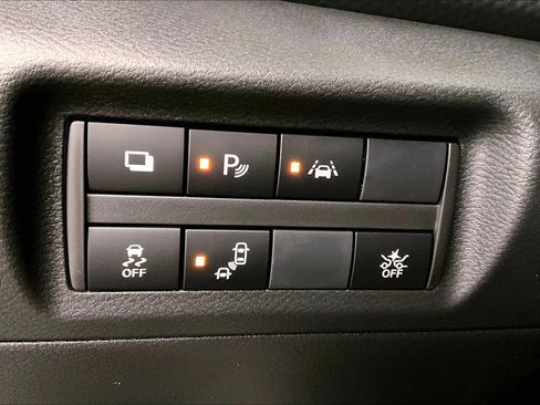 New 2025 Nissan Kicks Play S image 52