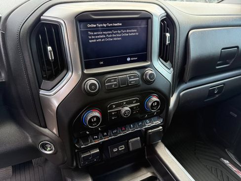 Used 2021 Chevrolet Silverado 1500 RST AWD/4WD image 20