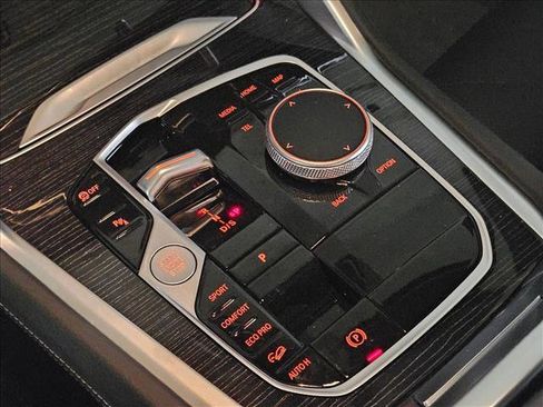 New 2026 BMW X6 xDrive40i w/ Premium Package image 11