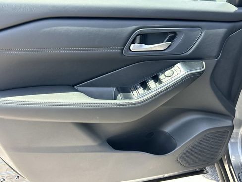 New 2026 Nissan Rogue Dark Armor AWD/4WD image 18