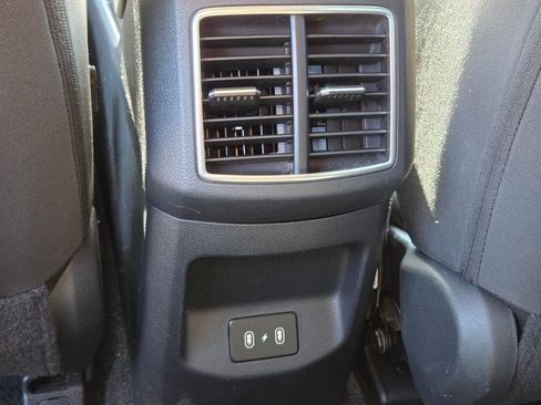 Used 2026 Kia Sportage LX FWD image 15