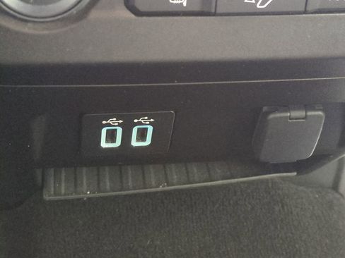 Used 2019 Ford F250 XLT w/ FX4 Off-Road Package image 20