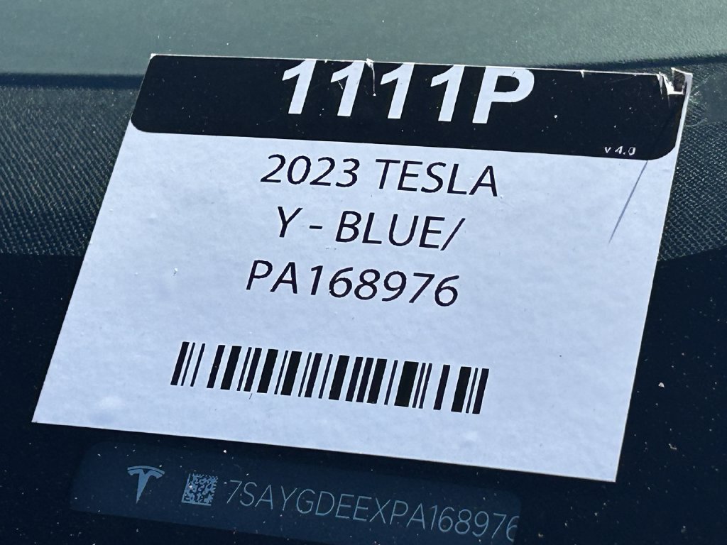 Used 2023 Tesla Model Y AWD image 33