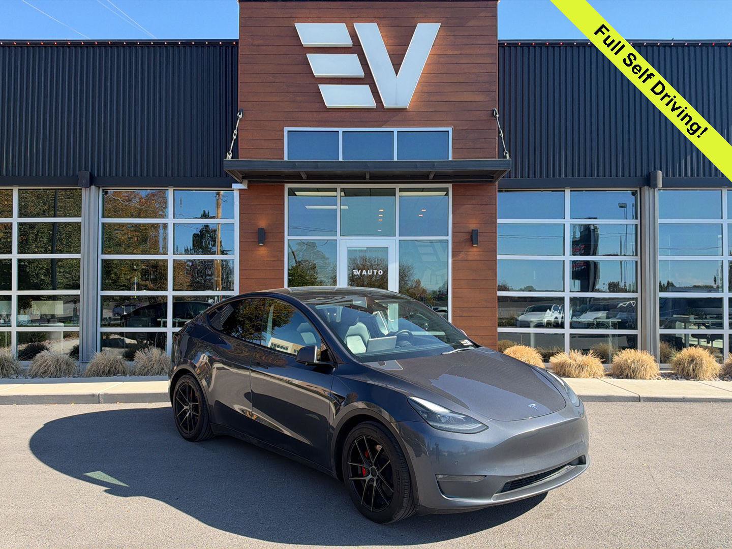 Used 2021 Tesla Model Y Performance AWD/4WD image 1