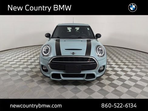 Used 2019 MINI Cooper S w/ Signature Upholstery Package image 2