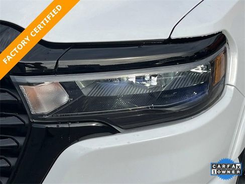 Certified 2025 RAM 1500 Laramie w/ Night Edition image 9