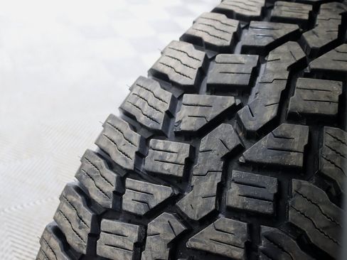 Used 2020 Ford F150 Raptor w/ Equipment Group 802A Luxury image 40